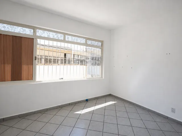 Casa 2 quartos e 2 banheiros, para alugar, no bairro Vila Mazzei em São Paulo