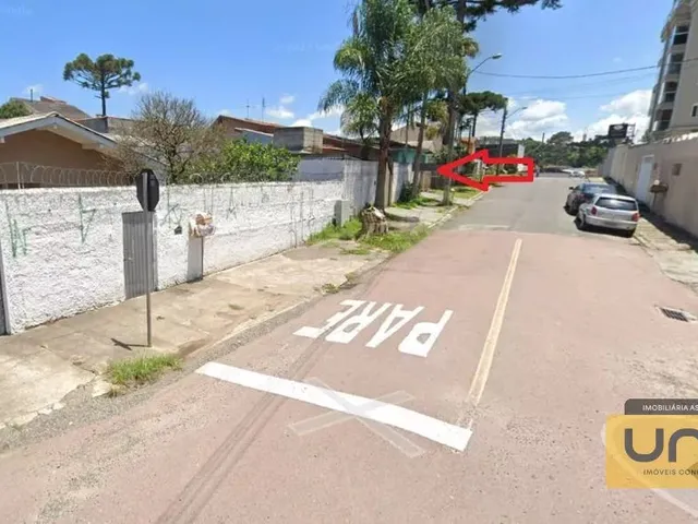 Casa com 360m² 3 quartos e 1 banheiro, à venda, no bairro Campo Comprido em Curitiba