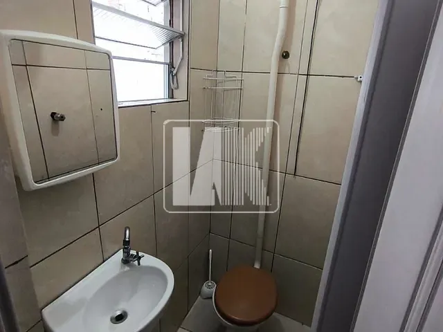 Casa 1 quarto e 1 banheiro, para alugar, no bairro Vila Palmares em Santo André