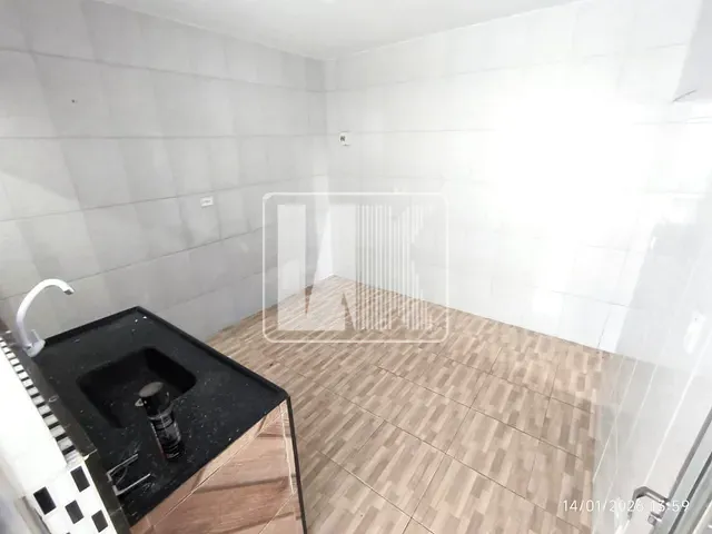 Casa 1 quarto e 1 banheiro, para alugar, no bairro Vila Palmares em Santo André