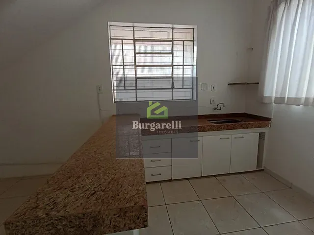 Casa para alugar, no bairro Centro em Lavras