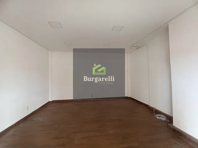 Casa para alugar, no bairro Centro em Lavras