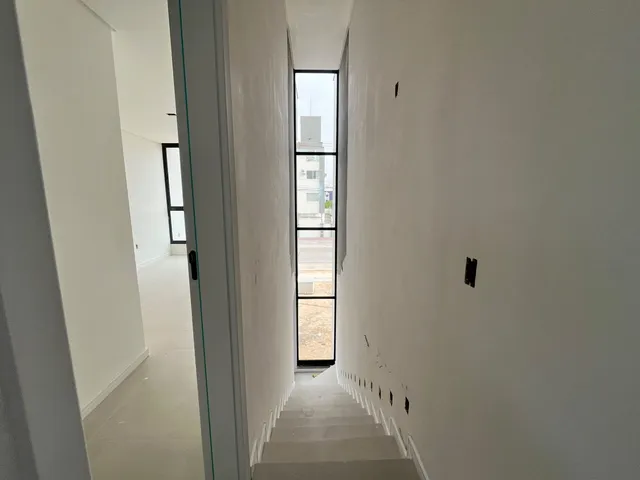 Casa com 120m² 2 quartos e 3 banheiros, à venda, no bairro Ingleses do Rio Vermelho em Florianópolis