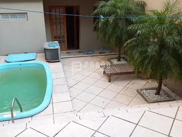 Casa com 280m² 3 quartos e 4 banheiros, à venda, no bairro CENTRO em Pelotas