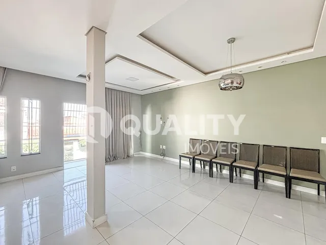 Casa 2 quartos e 1 banheiro, para alugar, no bairro Jardim Iracema em Fortaleza