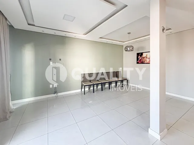 Casa 2 quartos e 1 banheiro, para alugar, no bairro Jardim Iracema em Fortaleza