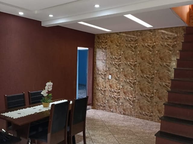 Casa 5 quartos e 2 banheiros, à venda, no bairro União em Belo Horizonte