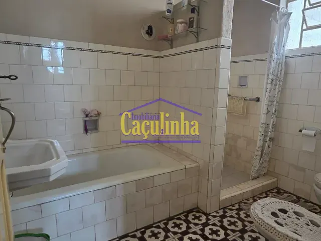 Casa com 70m², à venda, no bairro Centro em Barra do Piraí