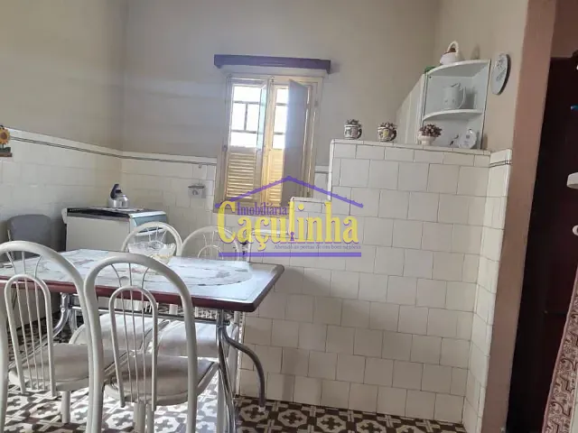 Casa com 70m², à venda, no bairro Centro em Barra do Piraí