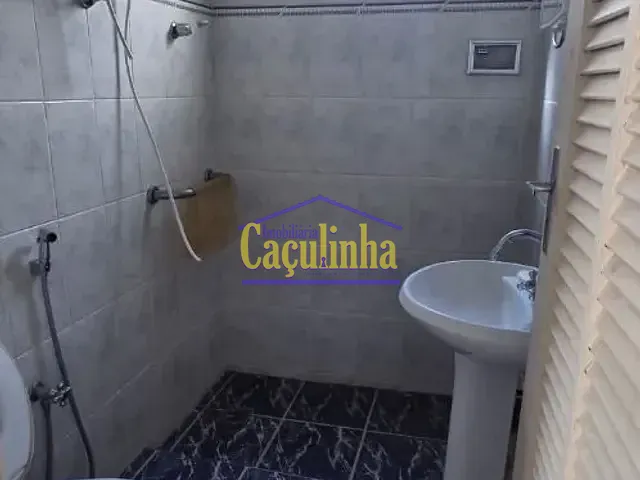 Casa com 70m², à venda, no bairro Centro em Barra do Piraí