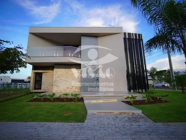 Casa com 444m² 4 quartos e 2 banheiros, à venda, no bairro ALAMEDA DAS CORES em Sinop
