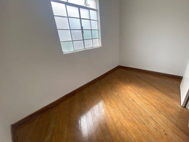 Casa com 300m², à venda, no bairro Antônio Silva de Oliveira  em Córrego do Bom Jesus