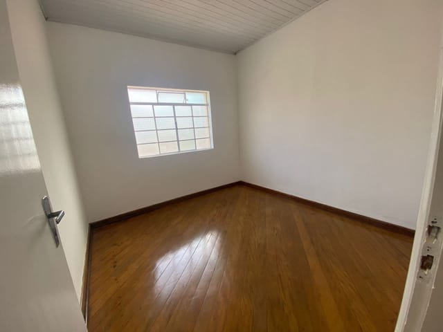 Casa com 300m², à venda, no bairro Antônio Silva de Oliveira  em Córrego do Bom Jesus