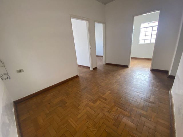 Casa com 300m², à venda, no bairro Antônio Silva de Oliveira  em Córrego do Bom Jesus