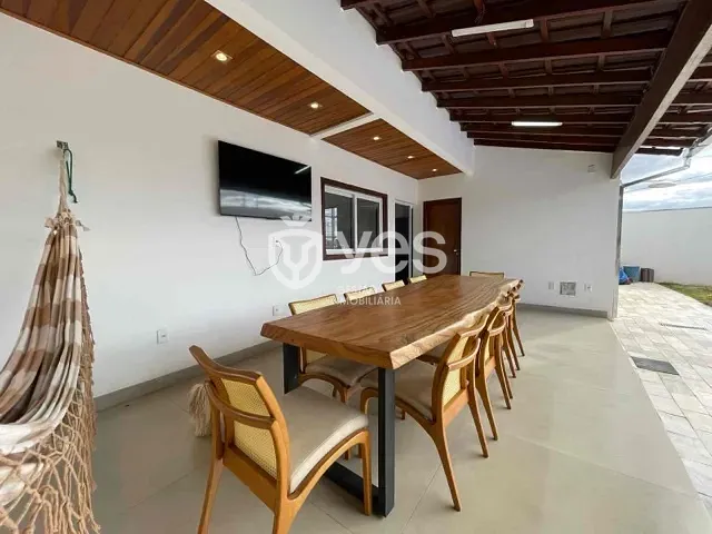 Casa com 449m² 4 quartos e 4 banheiros, à venda, no bairro Loteamento Villa das Artes em Araxá