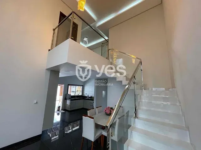 Casa com 449m² 4 quartos e 4 banheiros, à venda, no bairro Loteamento Villa das Artes em Araxá