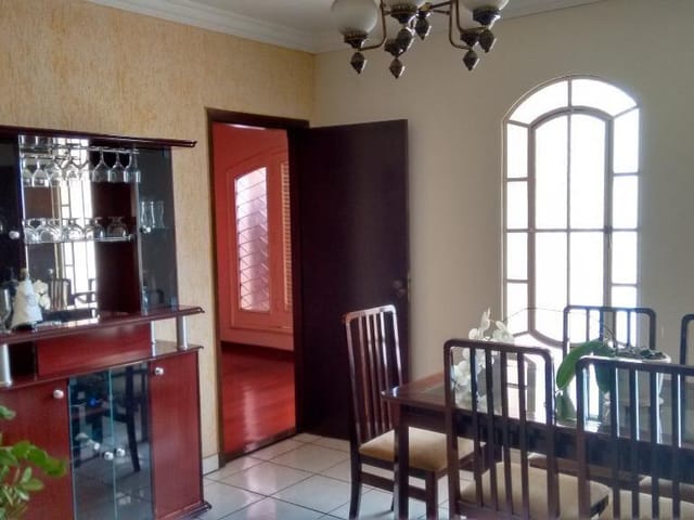 Foto do Casa - Casa à venda 4 Quartos, 1 Suite, 332.4M², Vila Olímpica, Uberaba - MG | ZUCATO IMOBILIARIA LTDA