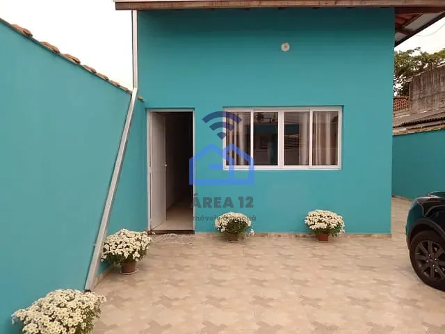 Casa com 245m² 3 quartos e 1 banheiro, à venda, no bairro Jardim das Gaivotas em Caraguatatuba