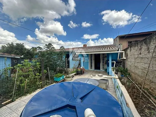 Casa com 240m² 2 quartos e 1 banheiro, à venda, no bairro Uvaranas em Ponta Grossa
