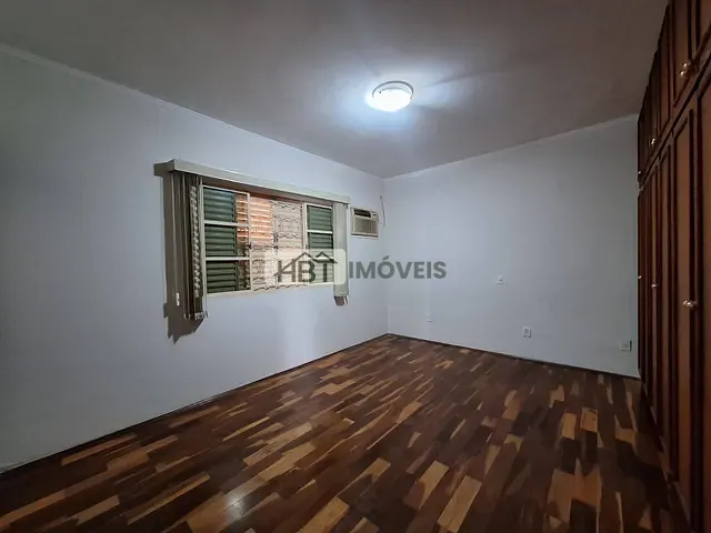 Casa 3 quartos e 5 banheiros, à venda, no bairro Vila Riachuelo em Bauru