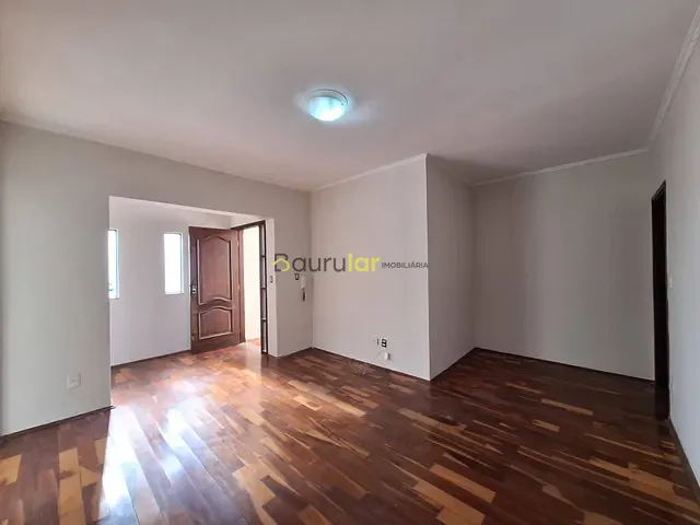 Casa 3 quartos e 5 banheiros, à venda, no bairro Vila Riachuelo em Bauru