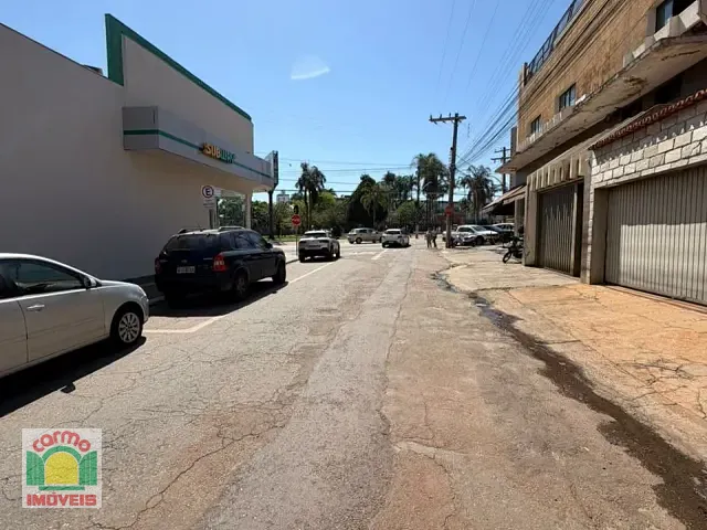 Casa com 1000m², para alugar, no bairro Jundiaí em Anápolis