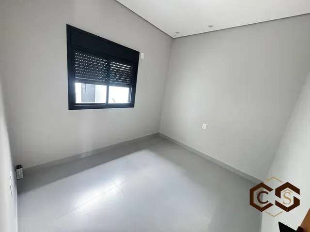 Casa com 208m² 3 quartos e 2 banheiros, à venda, no bairro Loteamento Park Gran Reserve em Indaiatuba