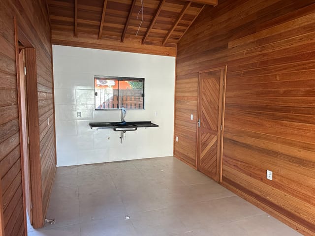 Foto do Casa - ALUGUEL - Casa de 2 quartos NOVA, localização privilegiada, proximo a total infraestrutura, aceita PET | Costão Sul Imóveis