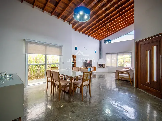 Casa com 484m² 3 quartos e 2 banheiros, à venda, no bairro Chácara do Remanso em Vargem Grande Paulista