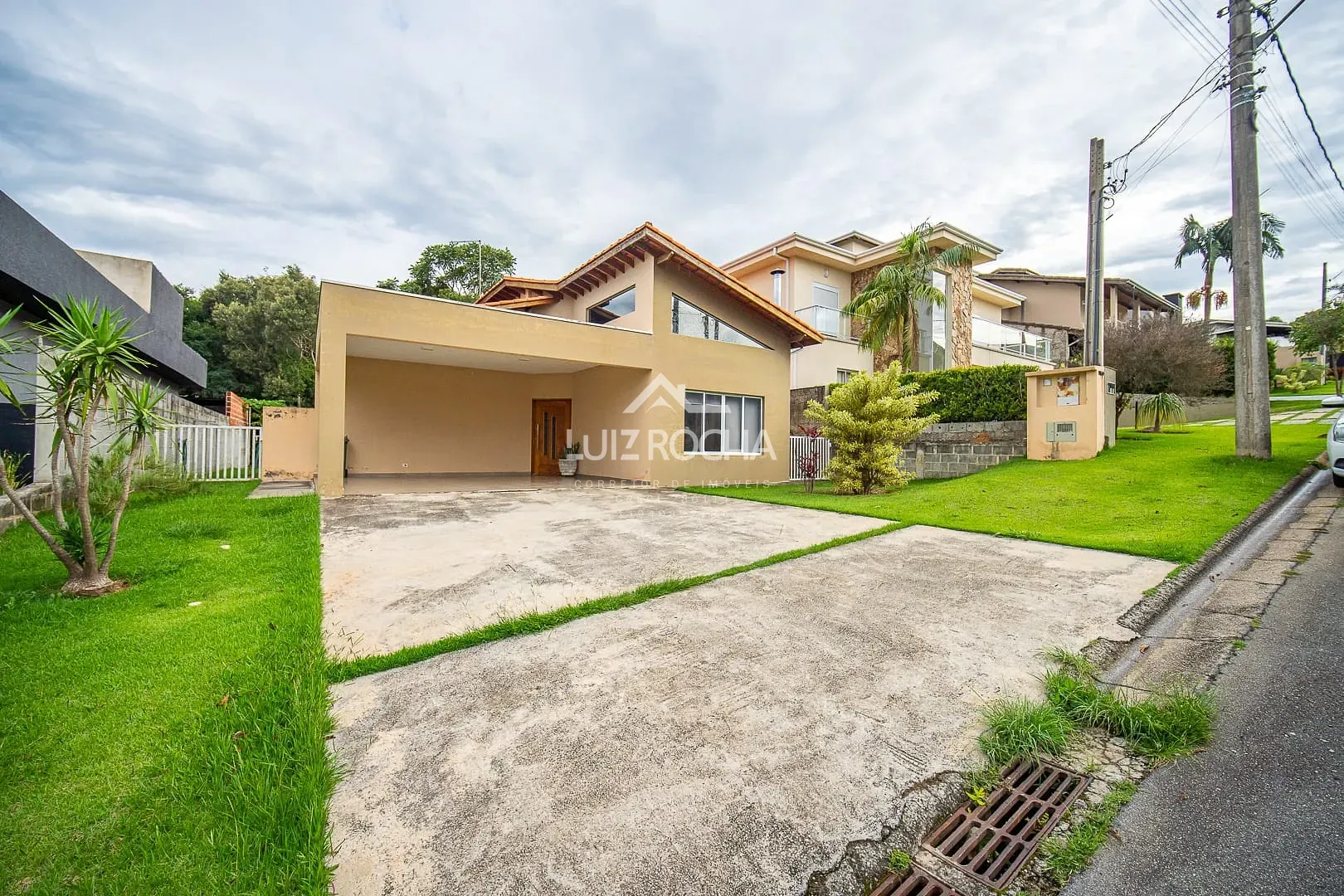 Casa, 3 quartos, 162 m² - Foto 1