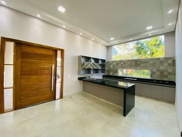 Casa com 1028m² 4 quartos e 2 banheiros, à venda, no bairro Jacaré em Jacaré