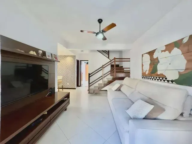 Casa com 450m² 3 quartos e 4 banheiros, à venda, no bairro Engenho do Mato em Niterói