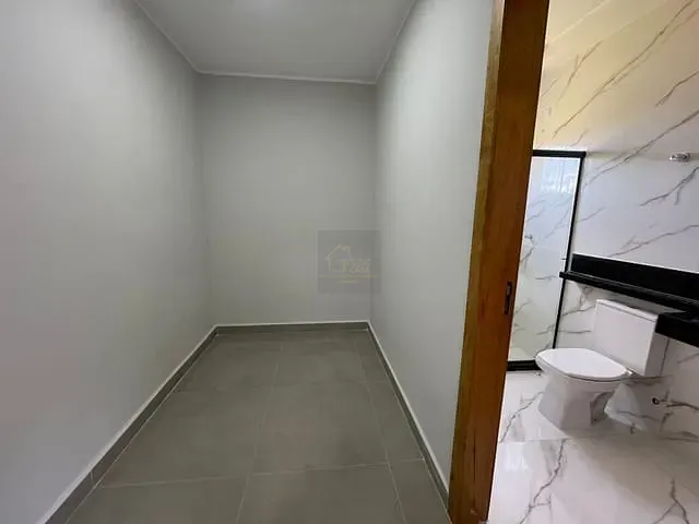 Casa 3 quartos e 3 banheiros, à venda, no bairro São José de Imbassai em Maricá