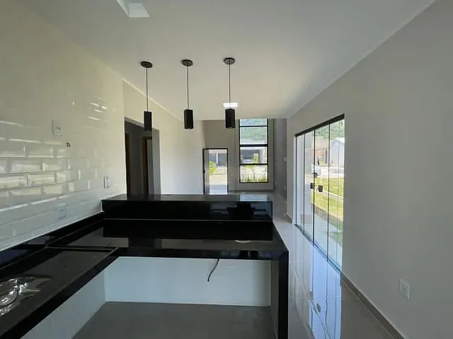 Casa 3 quartos e 3 banheiros, à venda, no bairro São José de Imbassai em Maricá