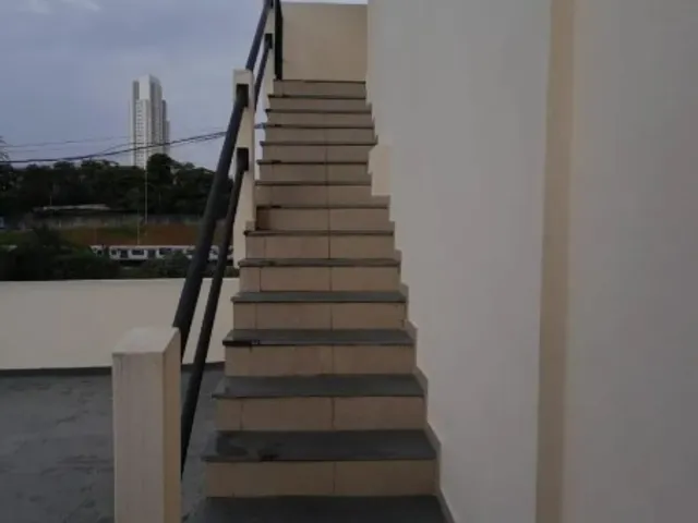 Casa com 35m² 1 quarto e 1 banheiro, para alugar, no bairro Vila Mazzei em São Paulo