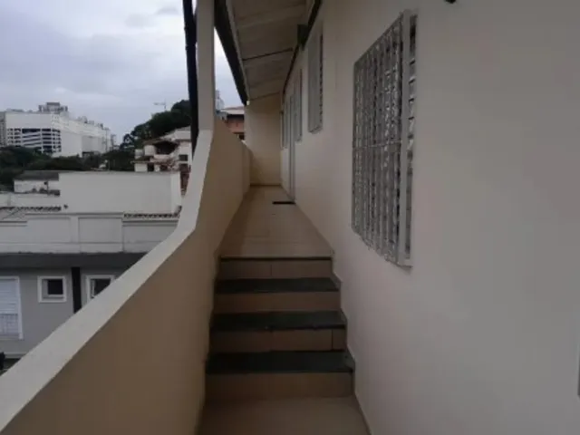 Casa com 35m² 1 quarto e 1 banheiro, para alugar, no bairro Vila Mazzei em São Paulo