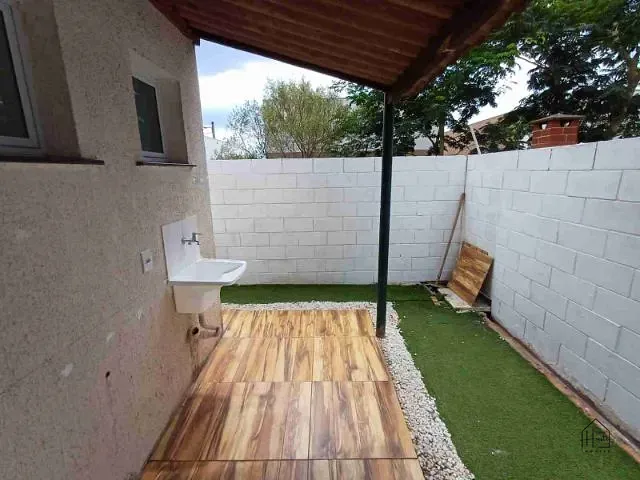 Casa com 62m² 2 quartos e 2 banheiros, à venda, no bairro Água Espraiada (Caucaia do Alto) em Cotia