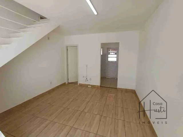 Casa com 62m² 2 quartos e 2 banheiros, à venda, no bairro Água Espraiada (Caucaia do Alto) em Cotia