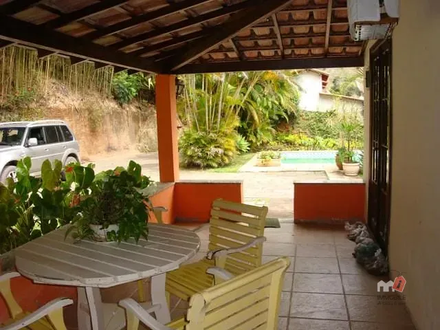 Casa à venda, no bairro Pedro do Rio em Petrópolis