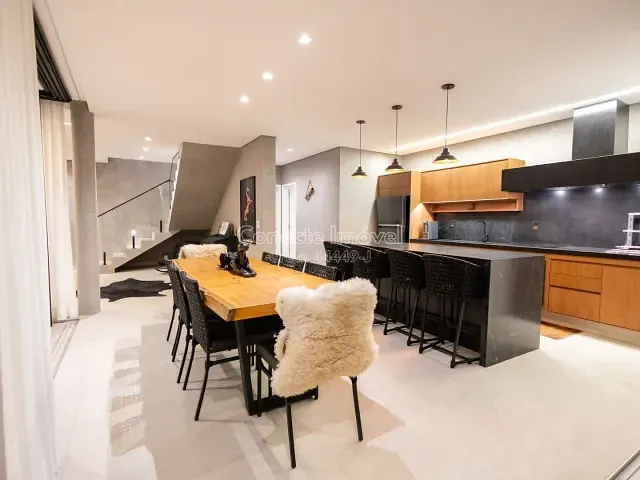 Casa com 550m² 4 quartos e 5 banheiros, à venda, no bairro Condomínio Tamboré em Jaguariúna