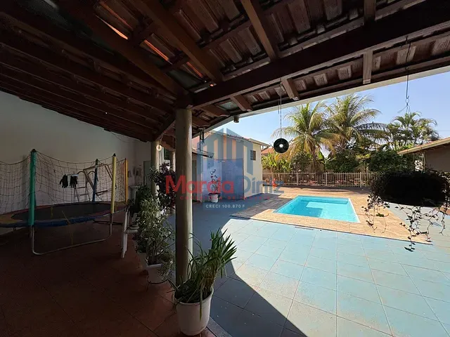 Casa com 404m² 1 quarto e 1 banheiro, à venda, no bairro Jardim Santa Cecília em Ituverava