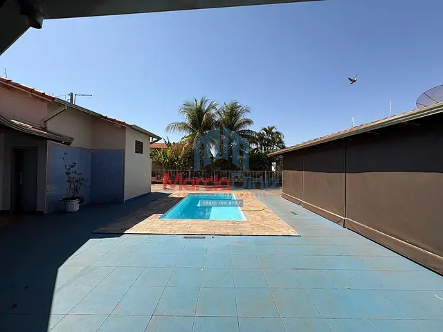 Casa com 404m² 1 quarto e 1 banheiro, à venda, no bairro Jardim Santa Cecília em Ituverava