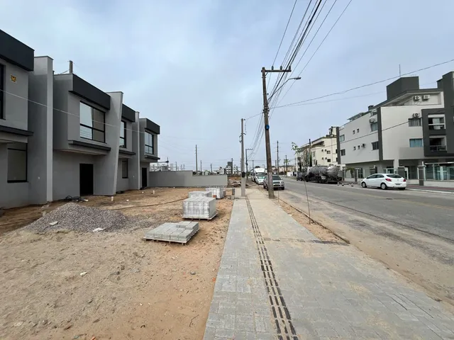 Casa com 120m² 3 quartos e 3 banheiros, à venda, no bairro Ingleses do Rio Vermelho em Florianópolis