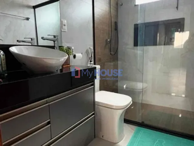 Casa com 180m² 4 quartos e 3 banheiros, à venda, no bairro Hernani Sá em Ilhéus