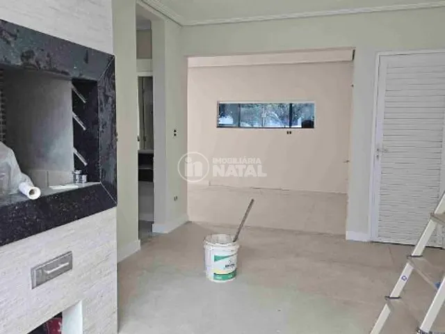 Casa com 250m² 3 quartos e 3 banheiros, à venda, no bairro Gleba Esperança em Londrina