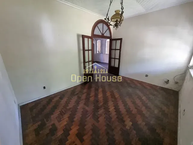 Casa com 445m² 4 quartos e 4 banheiros, à venda, no bairro Vila Santa Cecília em Volta Redonda