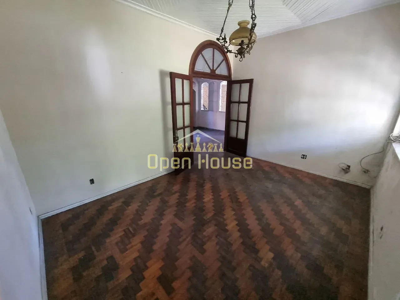 Casa, 4 quartos, 339 m² - Foto 1