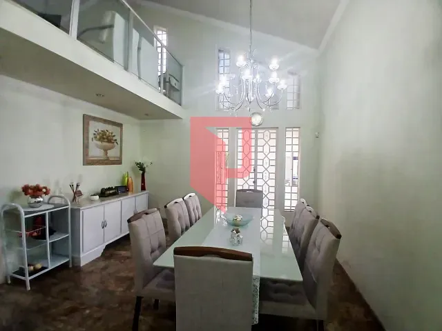 Casa 4 quartos e 3 banheiros, à venda, no bairro Alto Caiçaras em Belo Horizonte