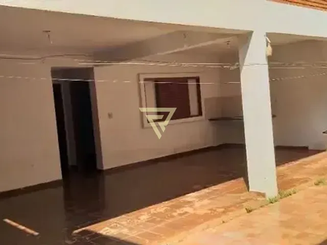 Casa com 350m² 5 quartos e 3 banheiros, à venda, no bairro Vila Virgínia em Ribeirão Preto