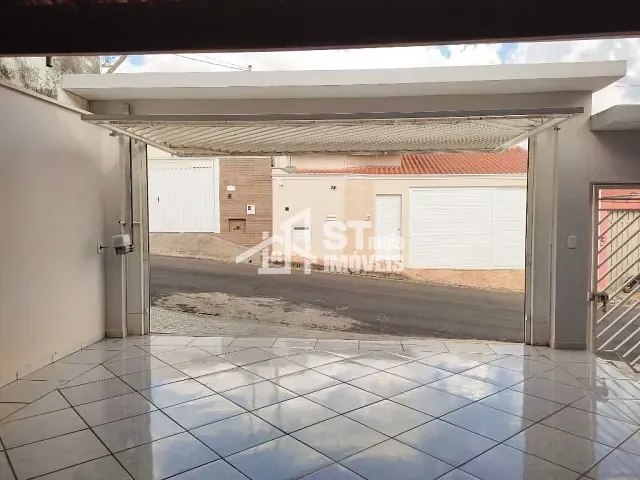 Casa com 200m² 3 quartos e 1 banheiro, à venda, no bairro Jd Ipe em Andradas